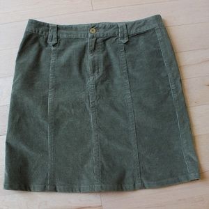 Eddie Bauer Skirt Size 6 (2 for $18)